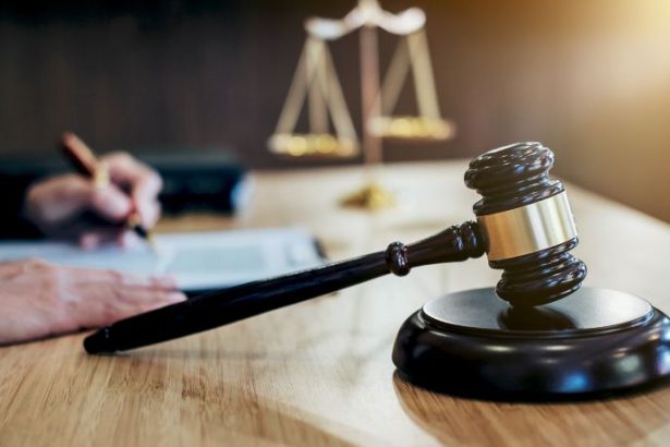 Alexandre Victor De Carvalho