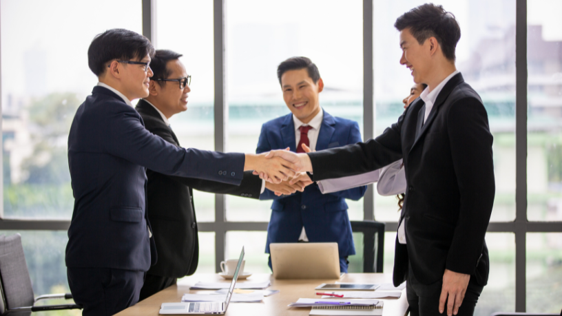 Entre exemplos práticos e visão estratégica, Sérgio Bento De Araújo revela como parcerias empresariais bem estruturadas fortalecem ações sociais sustentáveis ao longo do tempo.